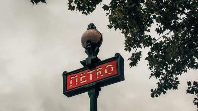 Metro inscription word 4k wallpaper