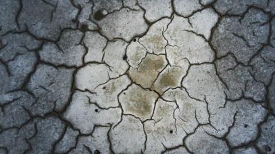 Cracks texture surface 4k wallpaper