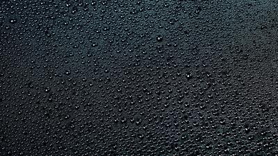Drops surface balls 4k wallpaper