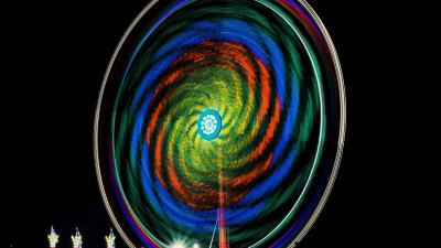 Wheel rotation colorful 4k wallpaper