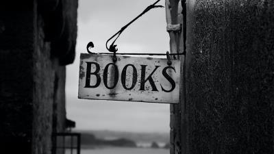 Books inscription bw 4k wallpaper