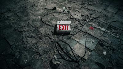 Exit apparatus broken wires 4k wallpaper