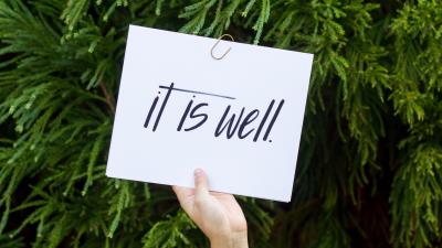 Inscription motivation sheet hand 4k wallpaper