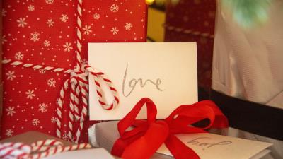 Love words inscription image 4k wallpaper