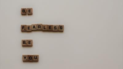 Motivation phrase cubes 4k wallpaper