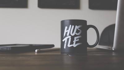 Mug hustle inscription work 4k wallpaper