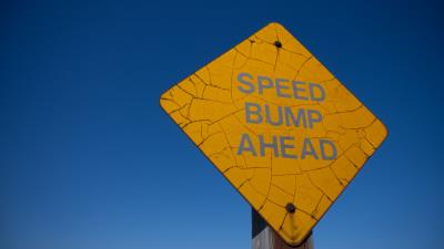 Speed sign text 4k wallpaper