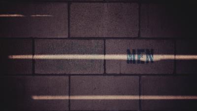 Wall inscription men 4k wallpaper