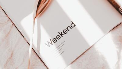 Weekend inscription magazine 4k wallpaper