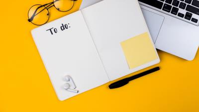 Wishlist notebook glasses 4k wallpaper