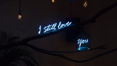 Words love neon 4k wallpaper