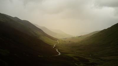 Valley river fog 4k wallpaper