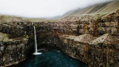 Waterfall cliff stream 4k wallpaper