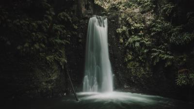 Waterfall cliff water e 4k wallpaper