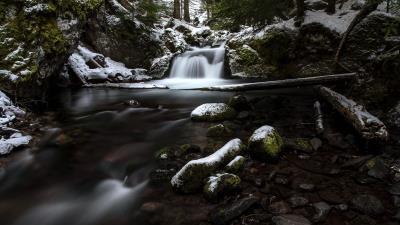 Waterfall stones moss d 4k wallpaper