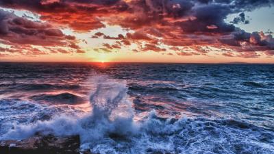 Wave sea splashes decline evening twilight 4k wallpaper