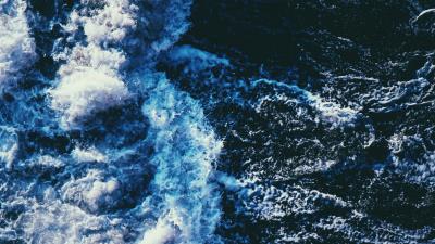 Wave spray sea swash 4k wallpaper