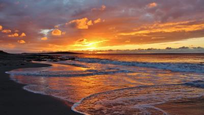 Waves foam sunset 4k wallpaper