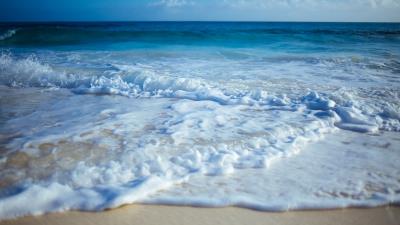 Waves sea foam swash 4k wallpaper