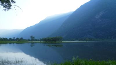 Altai mountain teletsky lake tourists vacation leisure tourism 4k wallpaper