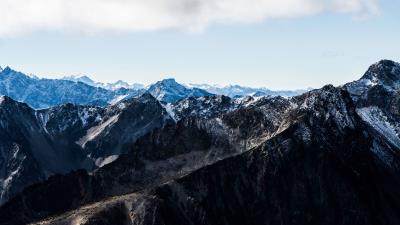 Askom mountain canada peak snow capped 4k wallpaper