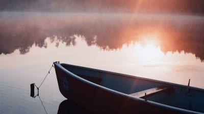 Boat fog rays 4k wallpaper