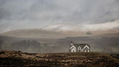 Castle fog valley 4k wallpaper