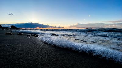 Coast sea foam 4k wallpaper