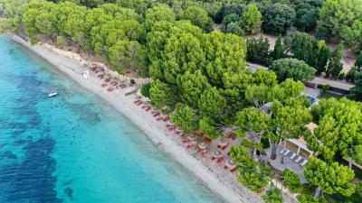 Coast sea sand picture 4k wallpaper