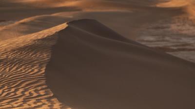 Desert sand dunes im 4k wallpaper