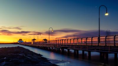 Embankment evening lights 4k wallpaper