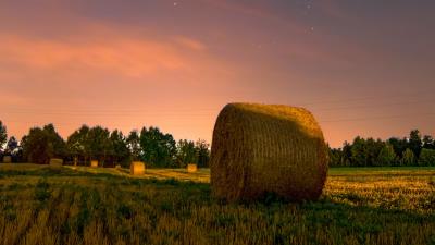 Hay stack field 4k wallpaper