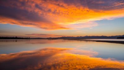Horizon sunset clouds 4k wallpaper