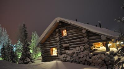 House light windows winter snowdrifts logs 4k wallpaper