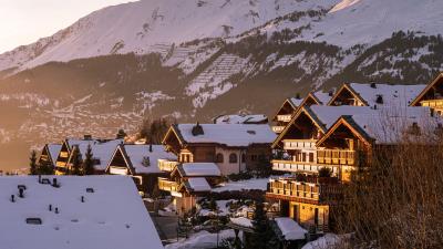 Houses mountains snowy 4k wallpaper