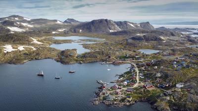 Island coast buildings 4k wallpaper