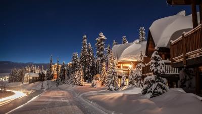 Kelowna City British Columbia Canada 4k wallpaper