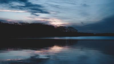 Lake horizon evening clouds 4k wallpaper