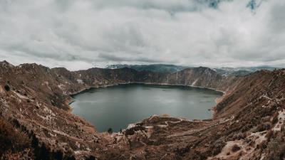 Lake mountains landscape pic 4k wallpaper