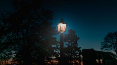 Lantern night pillar light 4k wallpaper