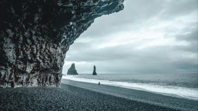 Lonely loneliness cave 4k wallpaper