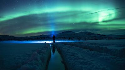 Lonely loneliness northern lights 4k wallpaper