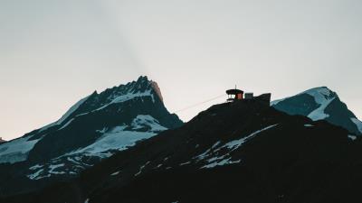 Mountains peaks snow im 4k wallpaper