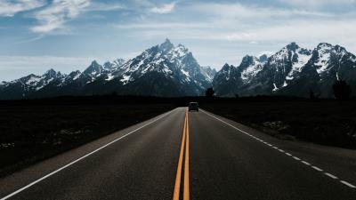 Mountains road marking auto movement 4k wallpaper