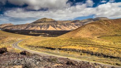 Mountains road winding 4k wallpaper