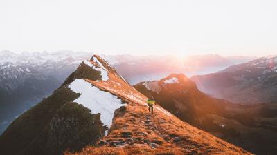 Mountain tourist pinnacle 4k wallpaper