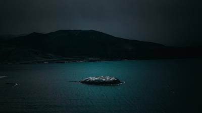 Mountains water blocks 4k wallpaper