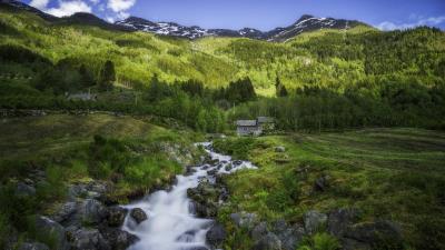 Odd norway hardangervidda huts mountains 4k wallpaper