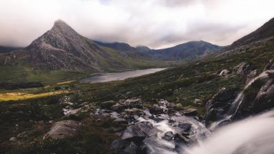 Peak mountains stones 4k wallpaper