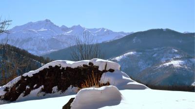 Piedmont italy snow snowdrifts winter look mountains clearly 4k wallpaper